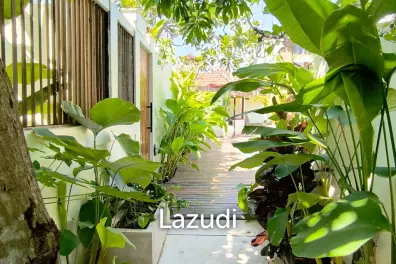 Unparalleled Comfort: Ultimate Investment Leasehold Resort Complex, Just Steps Away from Echo Beach