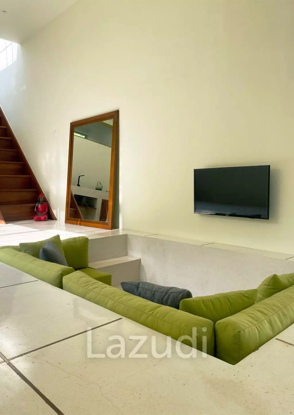 Unparalleled Comfort: Ultimate Investment Leasehold Resort Complex, Just Steps Away from Echo Beach