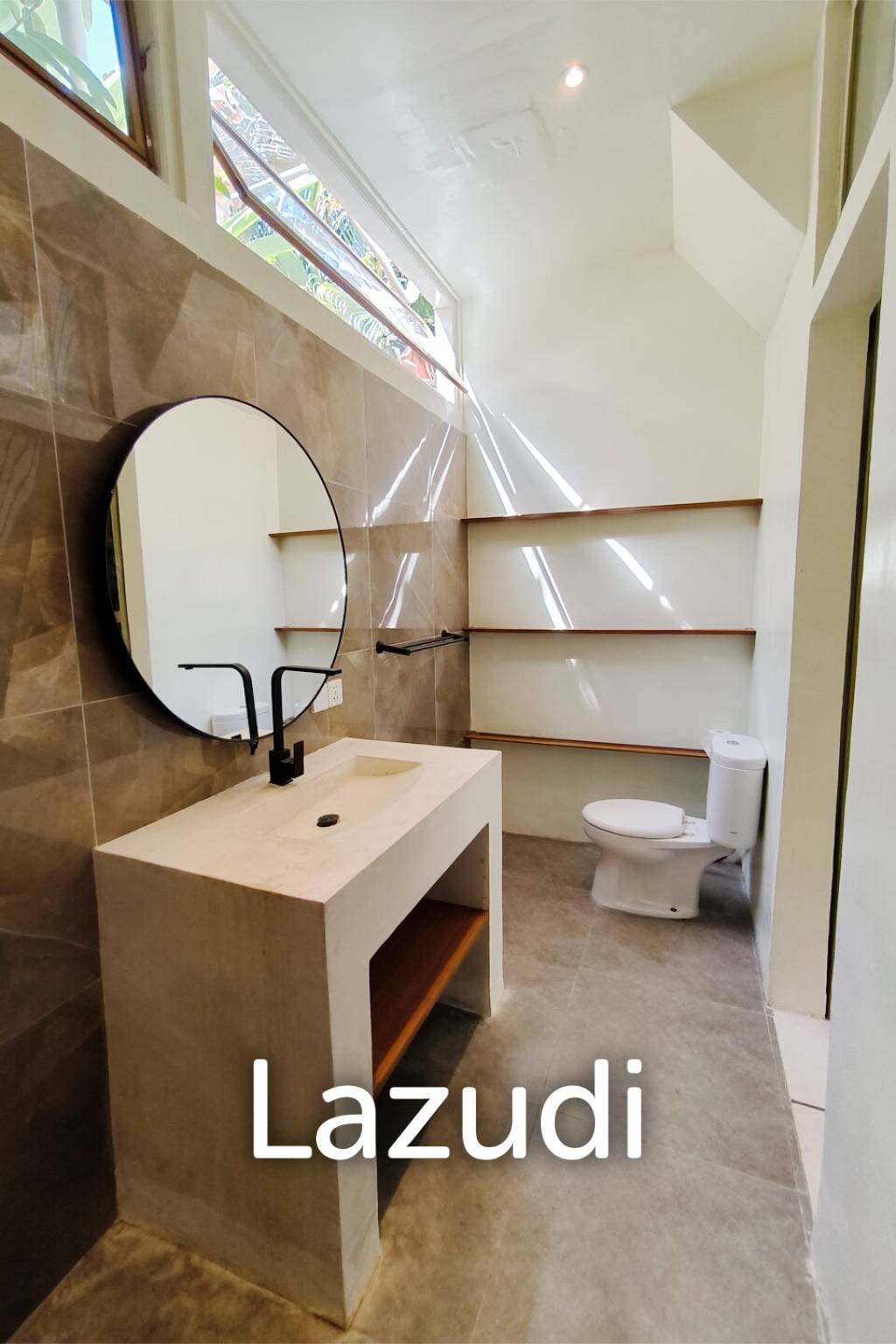 Unparalleled Comfort: Ultimate Investment Leasehold Resort Complex, Just Steps Away from Echo Beach