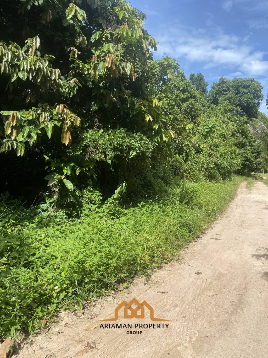 5 Rai of Premium Freehold Land for Sale in Taling Ngam Ko Samui