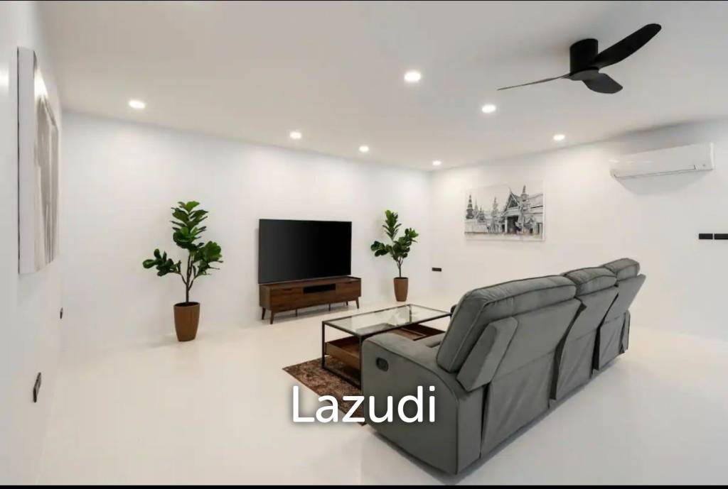 Ready-to-Move-in 4-Bedroom Villa in Lamai, Ko Samui