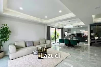5 Bedrooms 6 Bathrooms 266.19 SQ.M. Eakmongkol Village 2
