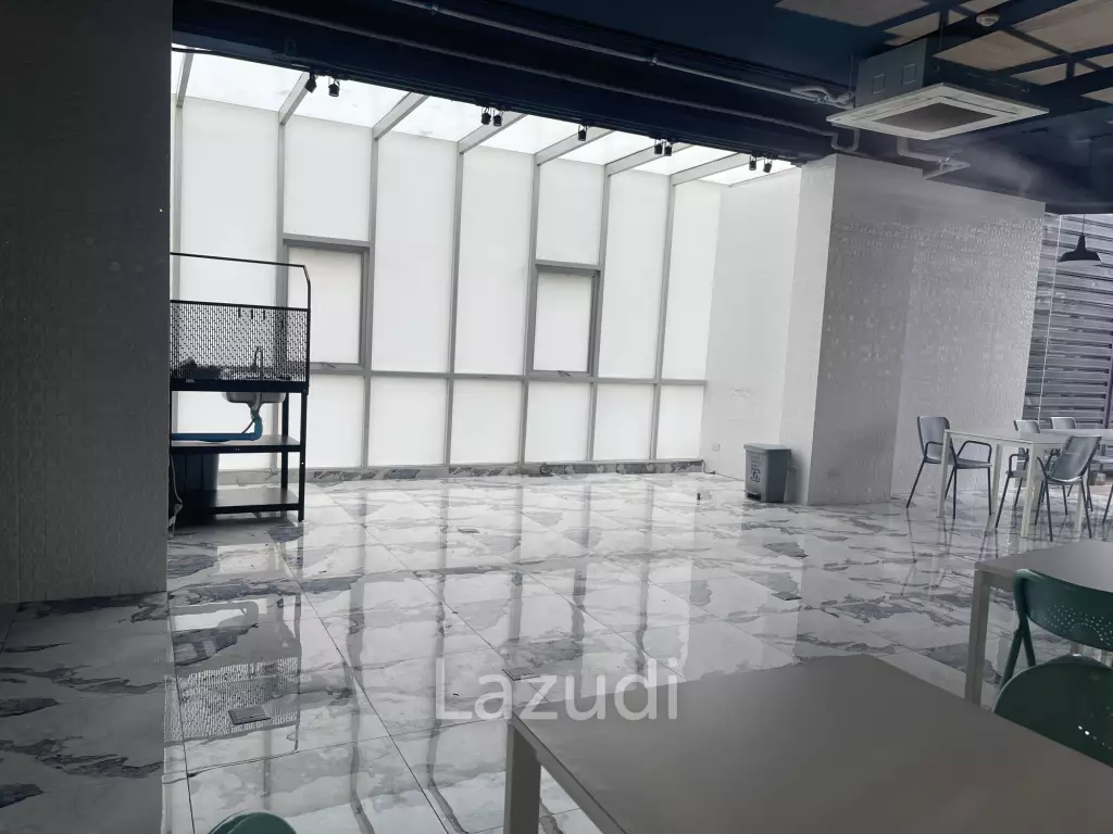 Ultra Luxury Restaurant Bar in Khlong Toei Bangkok