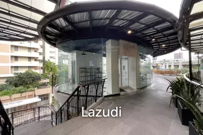 Ultra Luxury Restaurant Bar in Khlong Toei Bangkok