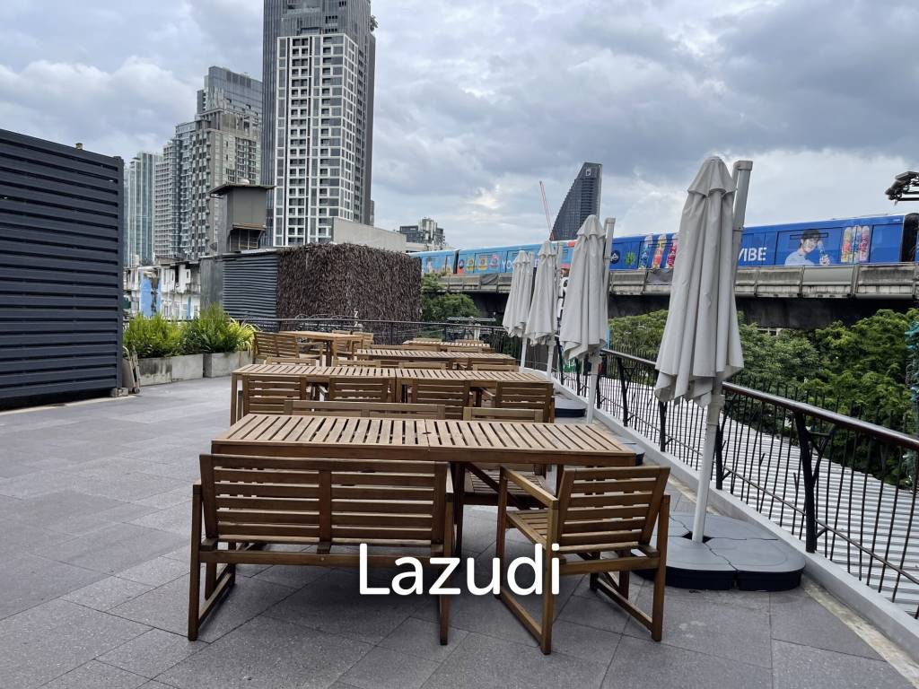 Ultra Luxury Restaurant Bar in Khlong Toei Bangkok