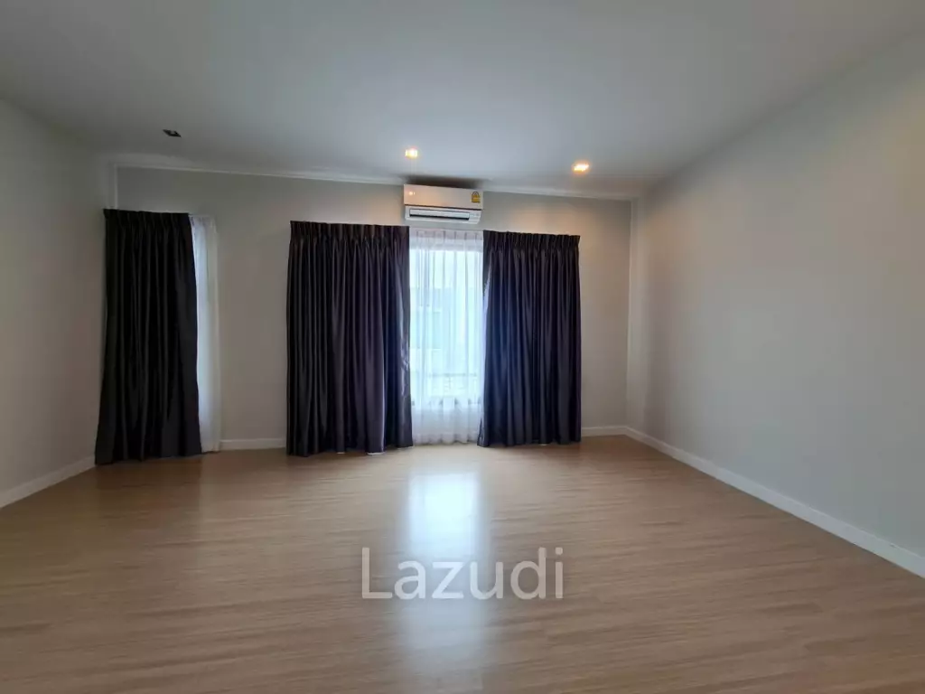 3 Bedroom 4 Bathroom 190 SQ.M Plex Bangna