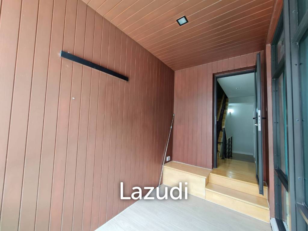 3 Bedroom 4 Bathroom 190 SQ.M Plex Bangna