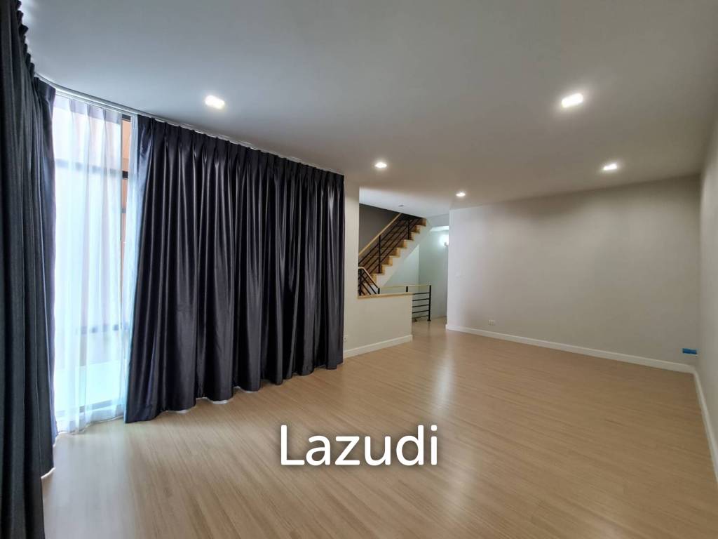 3 Bedroom 4 Bathroom 190 SQ.M Plex Bangna