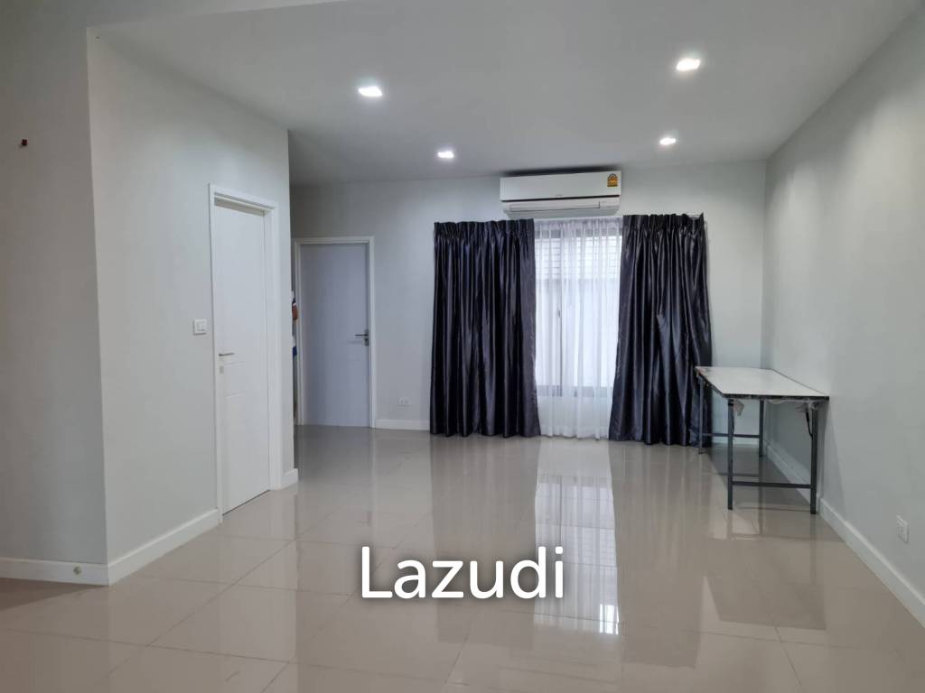 3 Bedroom 4 Bathroom 190 SQ.M Plex Bangna