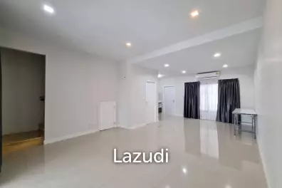 3 Bedroom 4 Bathroom 190 SQ.M Plex Bangna