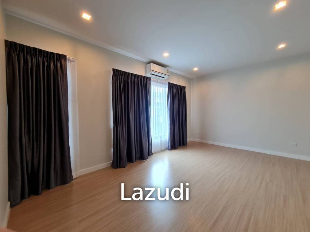 3 Bedroom 4 Bathroom 190 SQ.M Plex Bangna