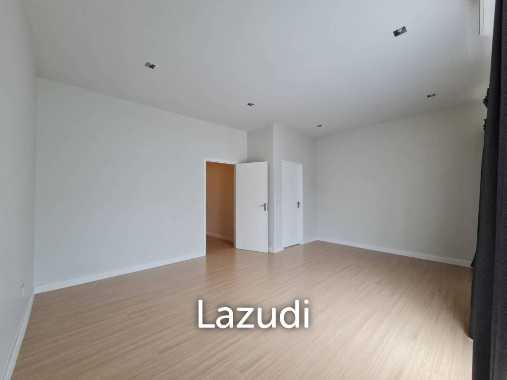 3 Bedroom 4 Bathroom 190 SQ.M Plex Bangna