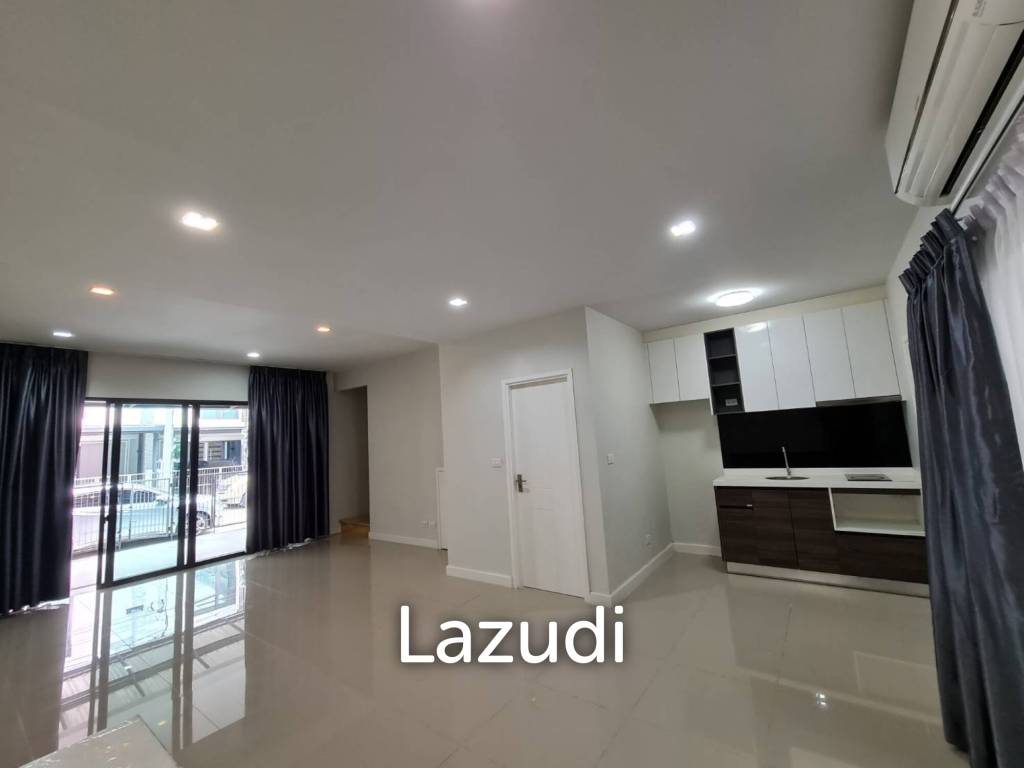 3 Bedroom 4 Bathroom 190 SQ.M Plex Bangna