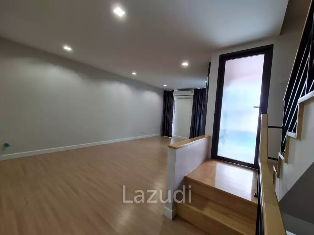 3 Bedroom 4 Bathroom 190 SQ.M Plex Bangna