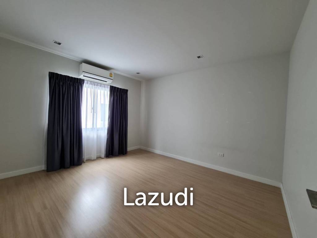 3 Bedroom 4 Bathroom 190 SQ.M Plex Bangna