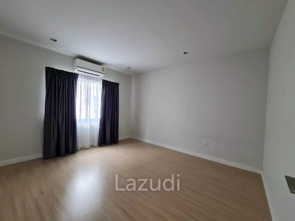 3 Bedroom 4 Bathroom 190 SQ.M Plex Bangna