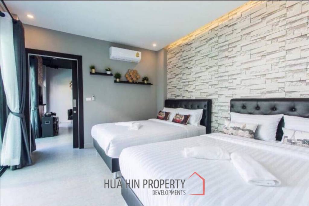 Taradol : 3 Bedroom 4 Bedroom Pool Villa In soi 6