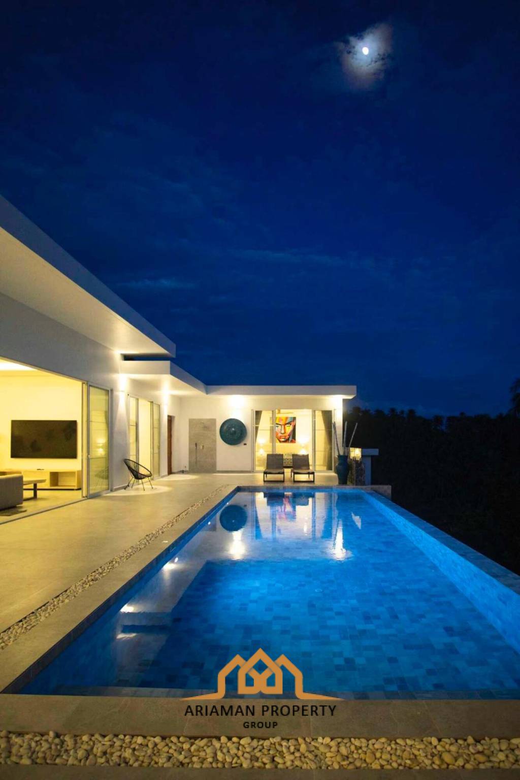 Luxurious 4/5-Bedroom Villa with Infinity Pool in Ko Samui