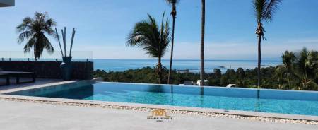 Luxurious 4/5-Bedroom Villa with Infinity Pool in Ko Samui