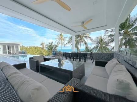 Luxurious 4/5-Bedroom Villa with Infinity Pool in Ko Samui