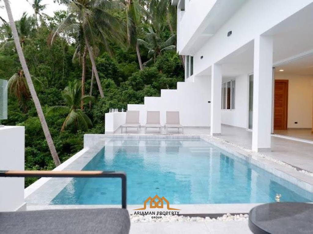 Luxurious 4/5-Bedroom Villa with Infinity Pool in Ko Samui