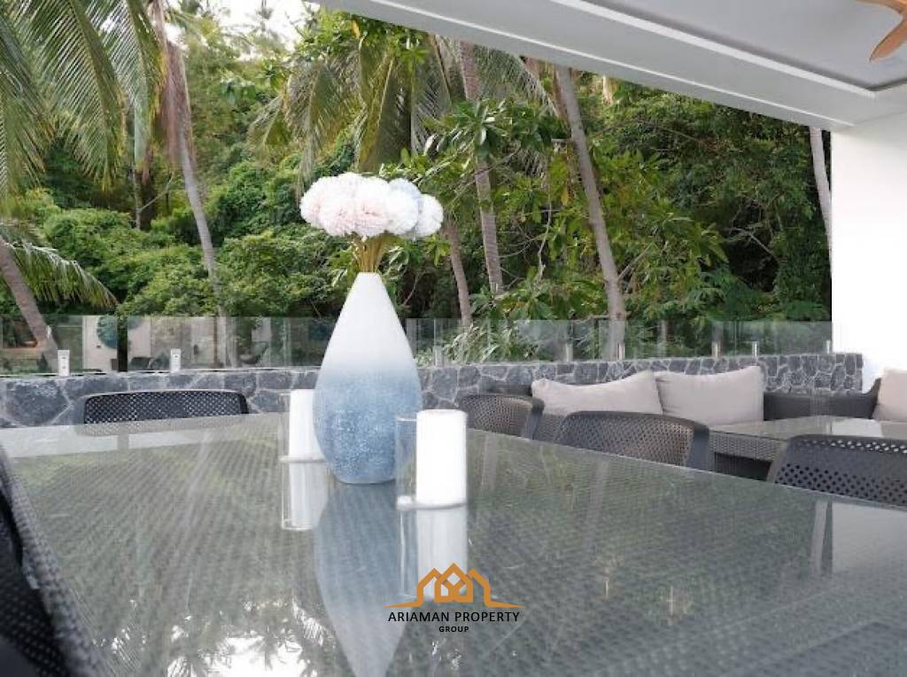 Luxurious 4/5-Bedroom Villa with Infinity Pool in Ko Samui