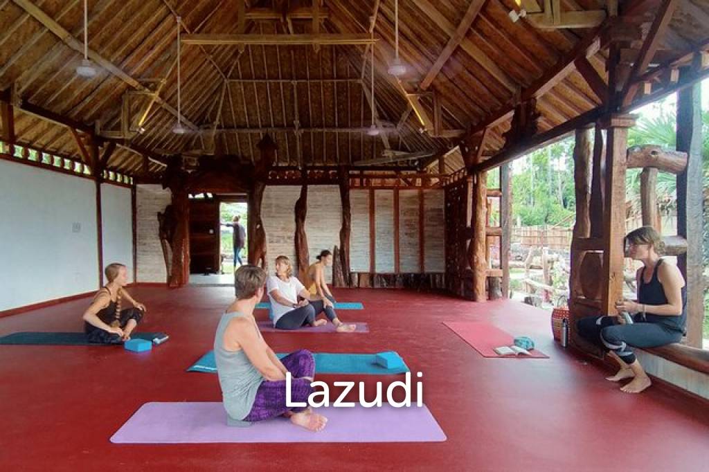 Idyllic 4 Villas & 4 Bungalows for Nature Isolation: A Retreat Center Freehold Property Close to Beach in Karangasem, Bali