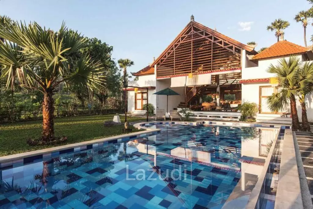 Idyllic 4 Villas & 4 Bungalows for Nature Isolation: A Retreat Center Freehold Property Close to Beach in Karangasem, Bali