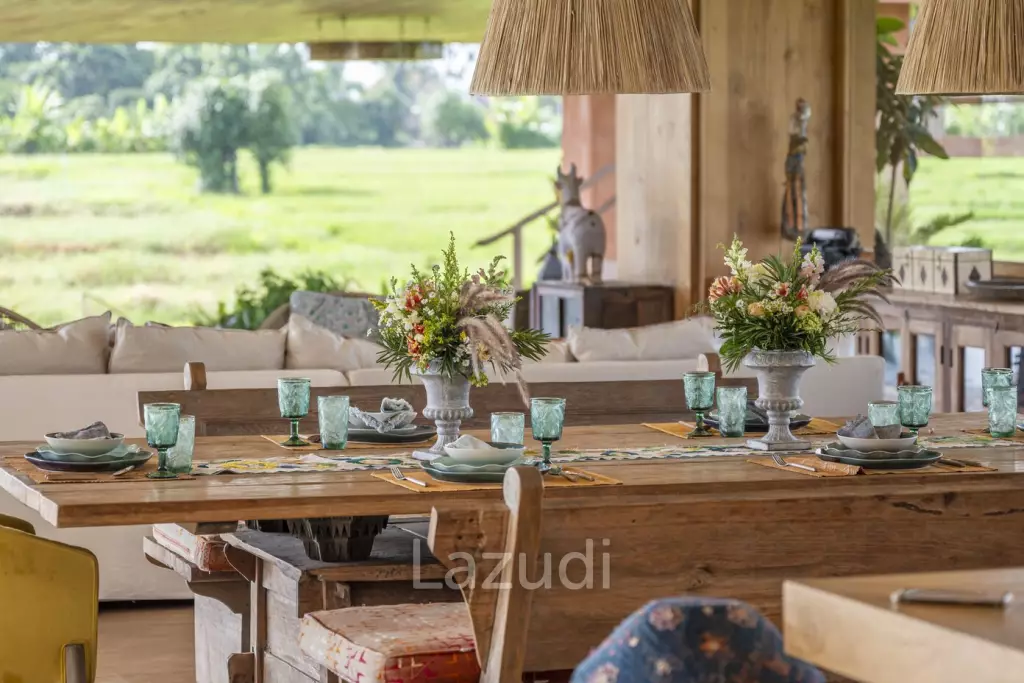 Luxurious 8 Bedroom Villa in Tumbak Bayuh, A Serene Family Retreat