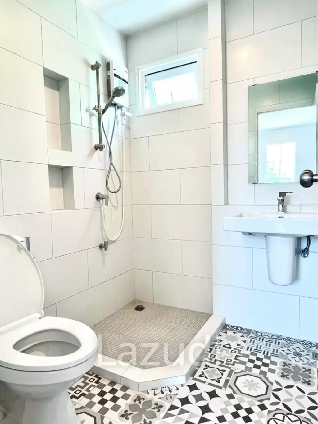 4-Bedroom House For Rent At Anasiri Pa Klok