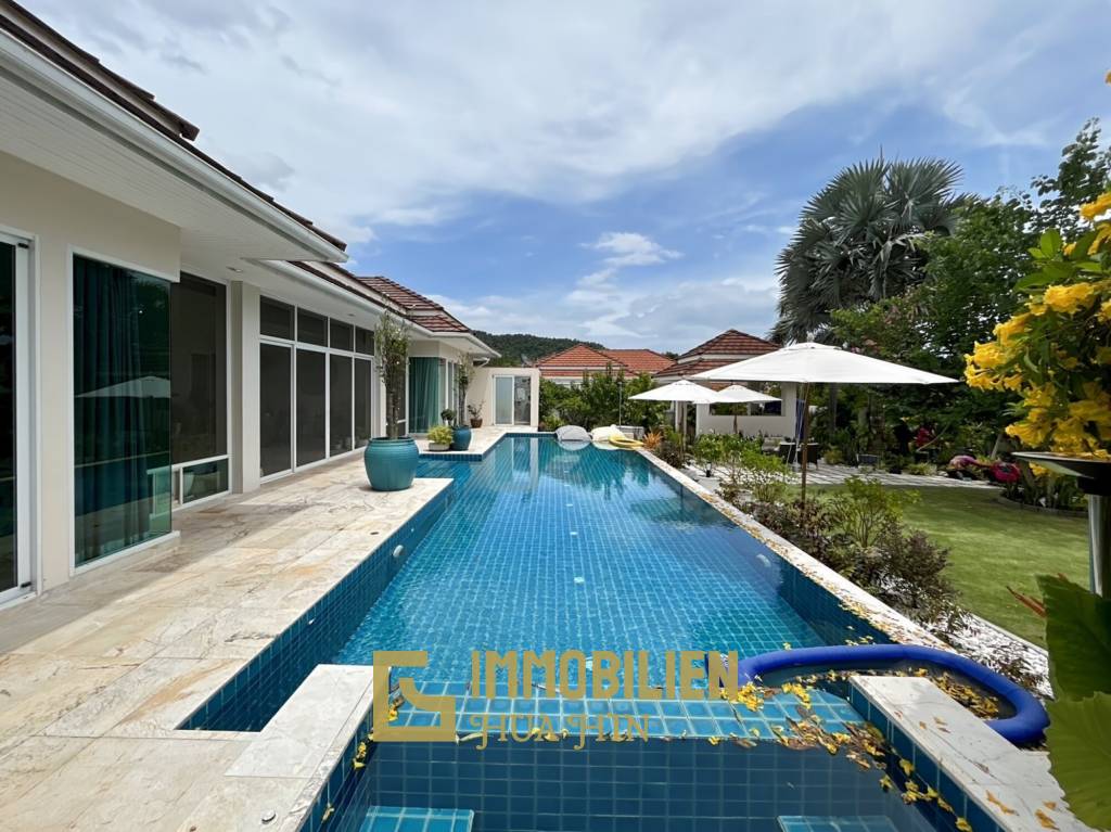 1,200 Kvm 3 Seng 2 Bad Villa for Salg