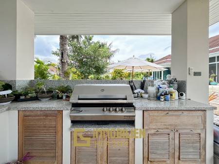 1,200 Kvm 3 Seng 2 Bad Villa for Salg