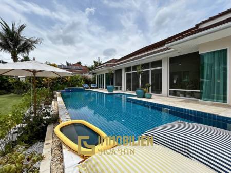 1,200 Kvm 3 Seng 2 Bad Villa for Salg