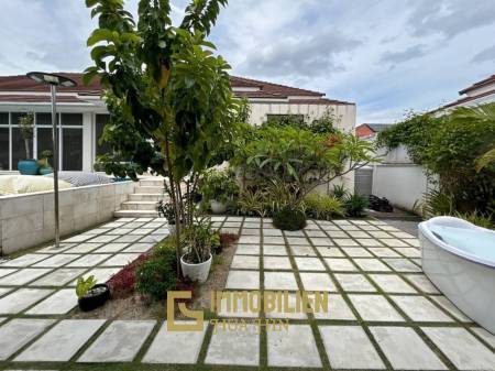 Red Mountain: Beautiful 3 Bedroom Pool Villa