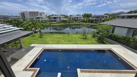 Stunning Ultra-Luxury Lake View Pool Villa in Laguna