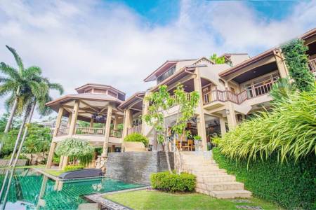 Oceanfront Villa with Stunning Views, Pool and  Private Beach in Nai Harn