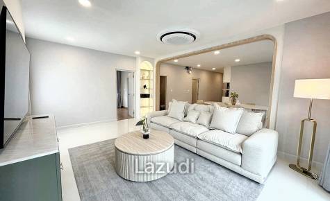4 Bed 5 Bath 303 SQ.M Centro Bangna Village