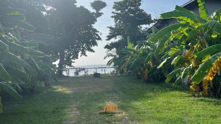 400sqm Beachfront Land for Sale in Hua Thanon