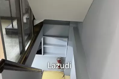 Shophouse for rent in Samphanthawong
