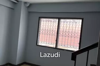 Shophouse for rent in Samphanthawong