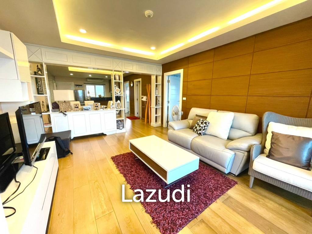 CHA AM LAGUNA CONDOMINIUM : Stunning 2 Bed Beachfront Condo at Cha am