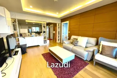 CHA AM LAGUNA CONDOMINIUM : Stunning 2 Bed Beachfront Condo at Cha am