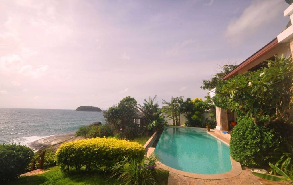 Oceanfront Villa In Luxury Kata Beach Estate