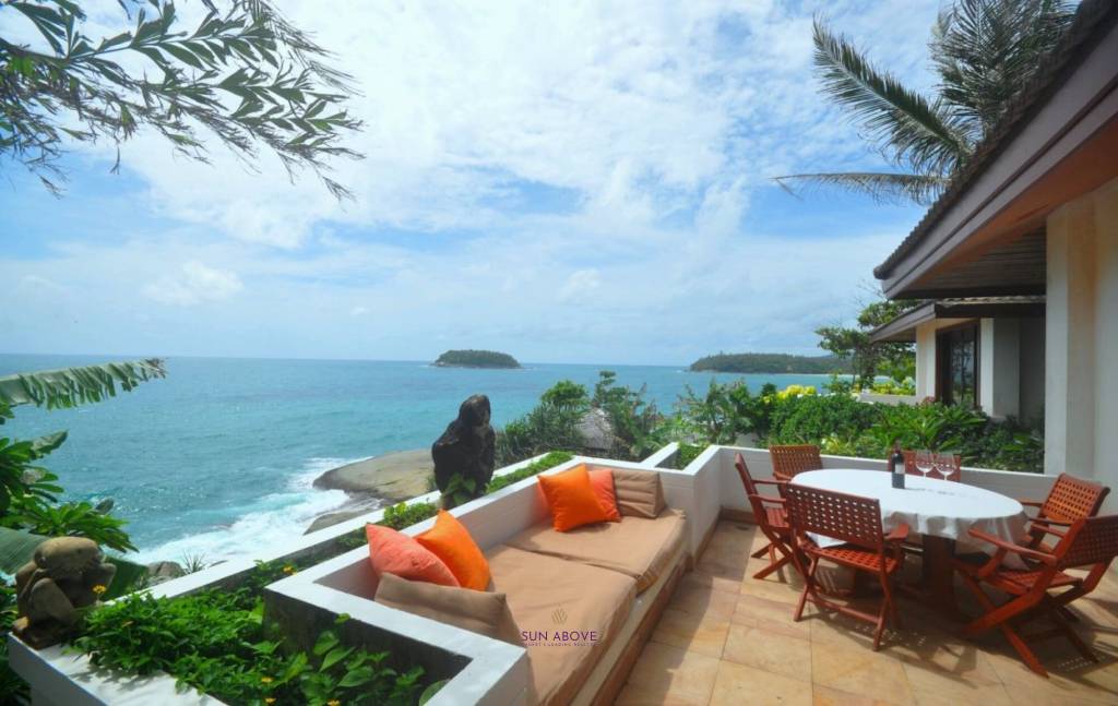 Oceanfront Villa In Luxury Kata Beach Estate