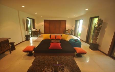 Oceanfront Villa In Luxury Kata Beach Estate