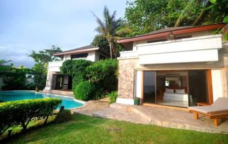 Oceanfront Villa In Luxury Kata Beach Estate