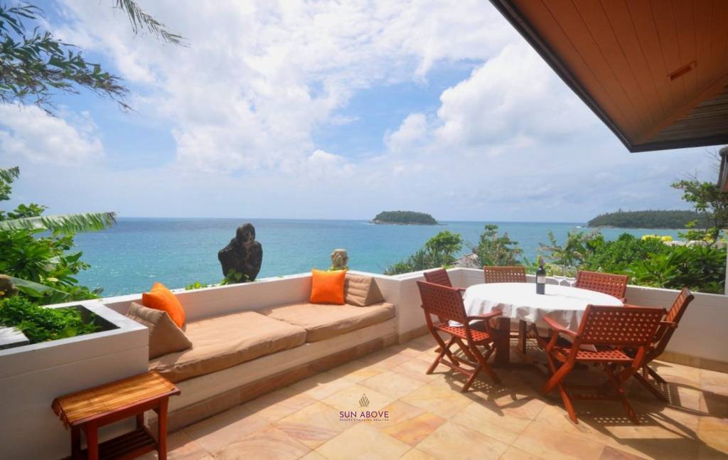 Oceanfront Villa In Luxury Kata Beach Estate