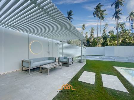 Ultra-Modern Forest Retreat: New Hi-Tech Minimalistic Villa