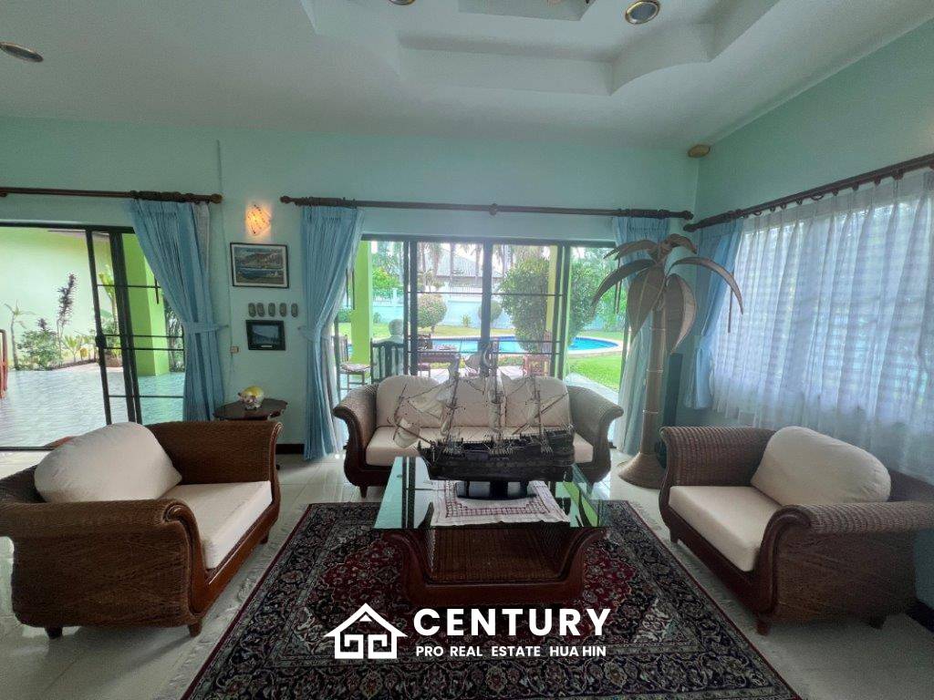 HUA NA VILLAGE  : 3 bed pool villa