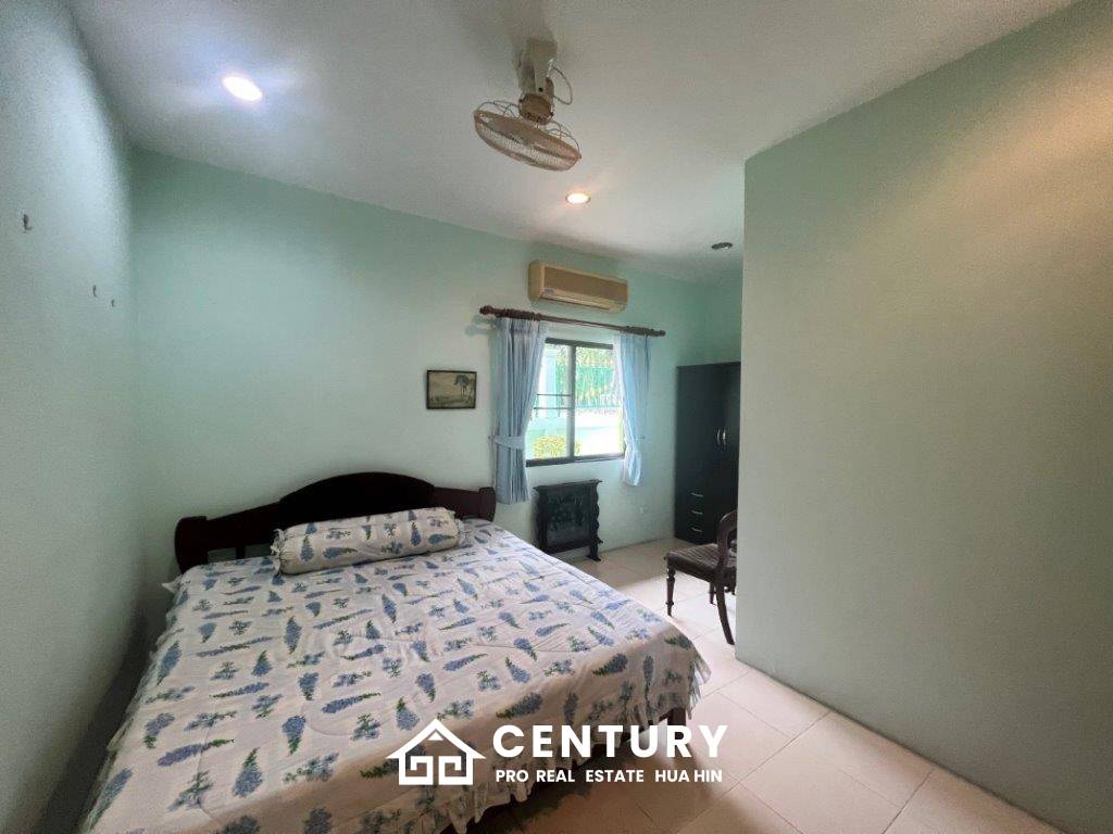 HUA NA VILLAGE  : 3 bed pool villa